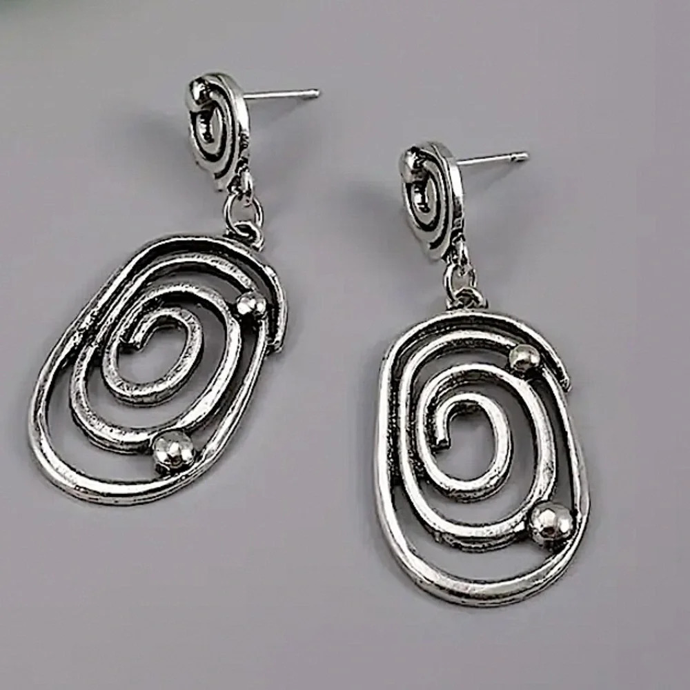 Silver Swirl Boho Earrings Geometric Irregular Dangle - Picture 3 of 4